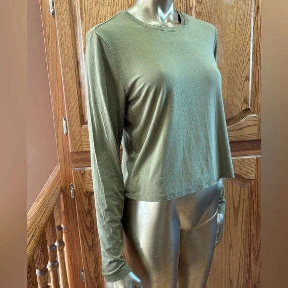 Babaton Sage Long Sleeve Top - Picture 4 of 8